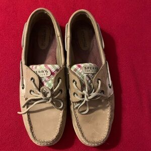 Sperry Women Size 10